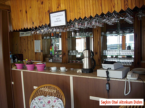 lobi-bar lobi-bar