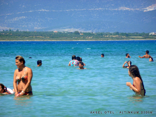 Aksel Otel Didim Altinkum Camlik Yarim Pansiyon Hesapli Aile Oteli
