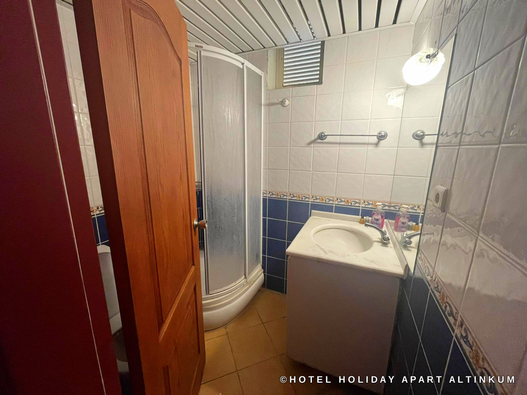 hotel holiday apart banyo