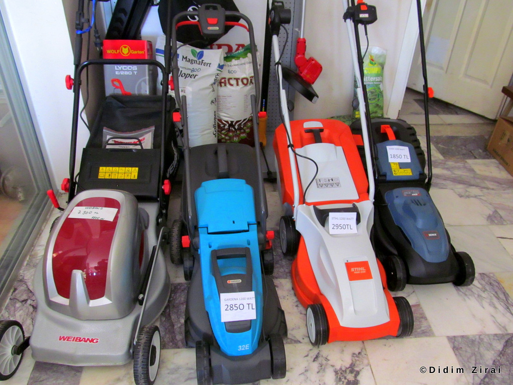 motorlu cim bicme makineleri