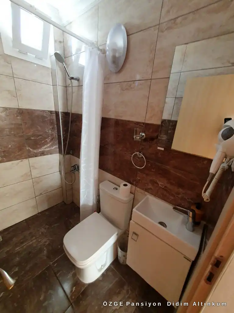 ozge pansiyon altinkum